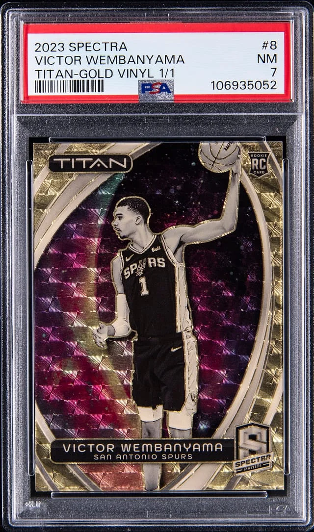 2023-24 Panini Spectra Victor Wembanyama Titan Gold Vinyl Prizm #8 card image