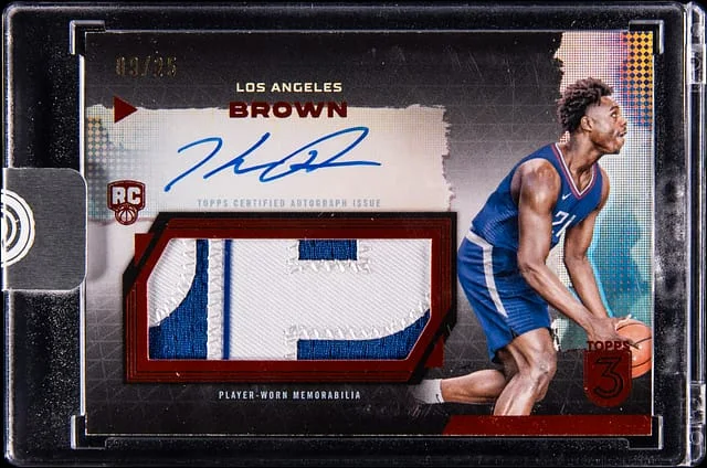 2023-24 Topps Kobe Brown 3 Relics Autograph #RRA-KBR card image