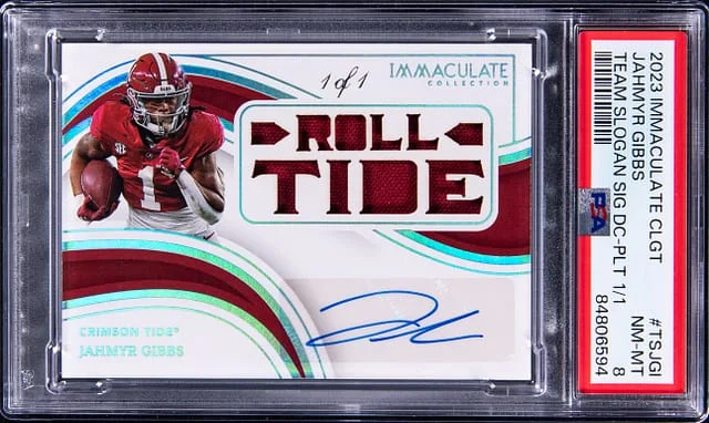 2023 Panini Immaculate Collection Jahmyr Gibbs Collegiate Team Slogan Signature Platinum #TS-JGI card image