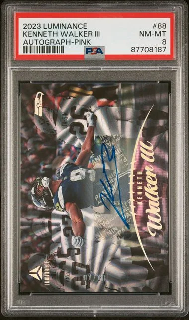 2023 Panini Kenneth Walker III Luminance Autograph-Pink #88 card image