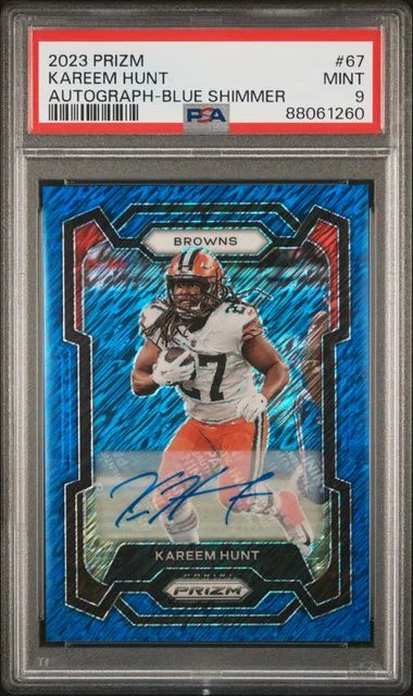 2023 Panini Prizm Kareem Hunt Autograph-Blue Shimmer #67 card image