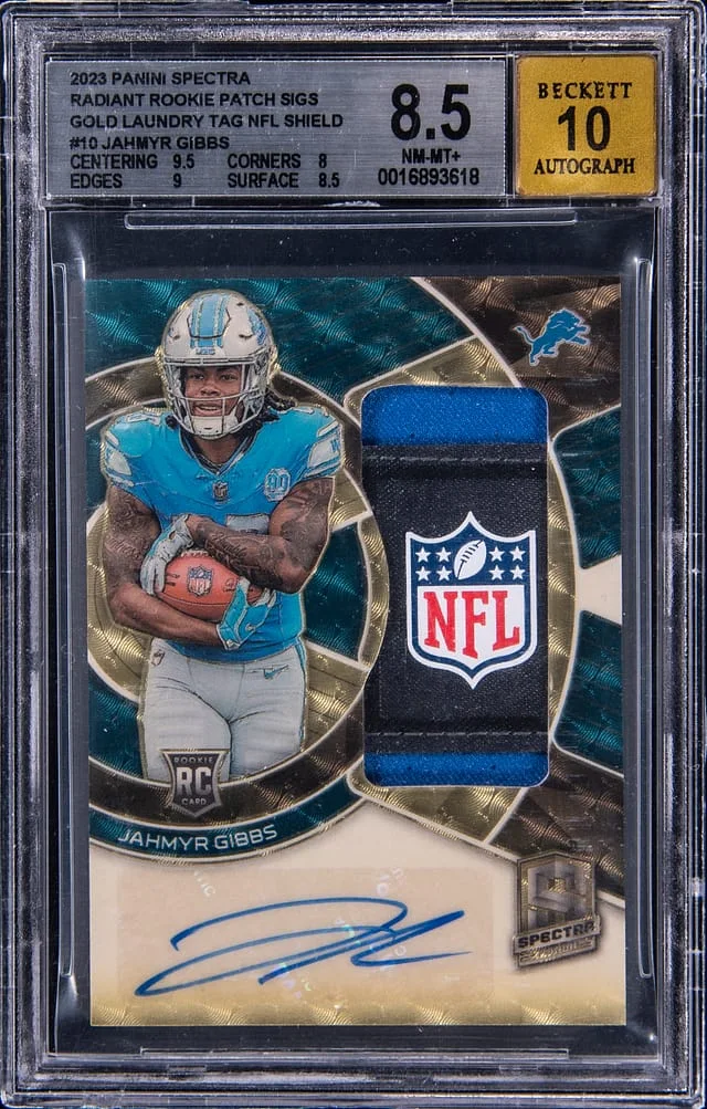 2023 Panini Spectra Radiant Patch Signatures Gold Laundry #no-number card image