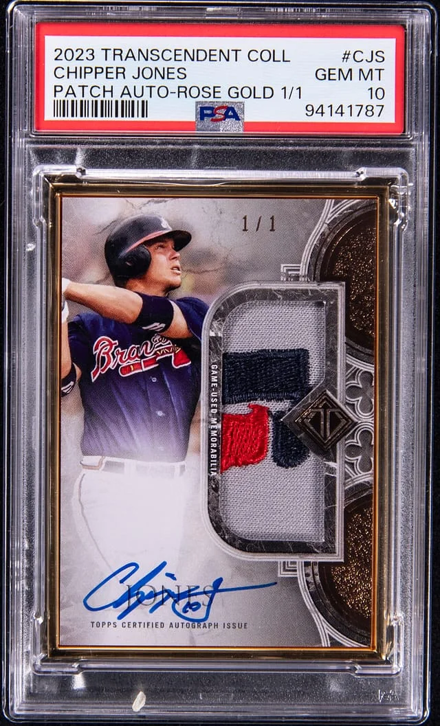 2023 Topps Chipper Jones Transcendent Collection Patch Autographs Rose Gold #TCPA-CJS card image