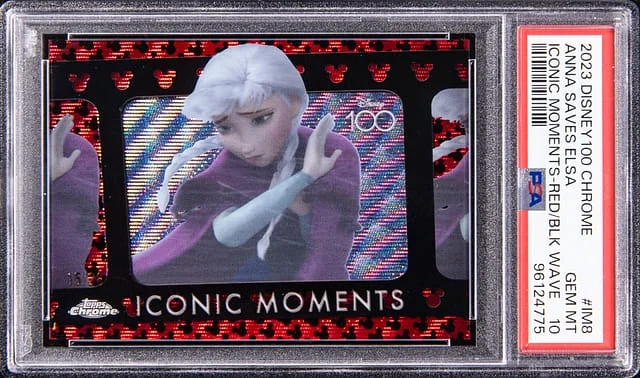 2023 Topps Chrome Anna Saves Elsa Disney 100 Iconic Moments Red Black Wave #Im8 card image