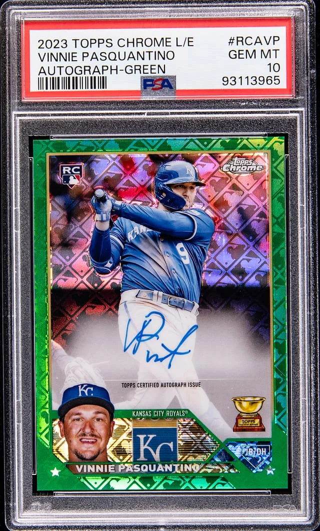2023 Topps Chrome Logofractor Vinnie Pasquantino Edition Autograph Green #RCA-VP card image