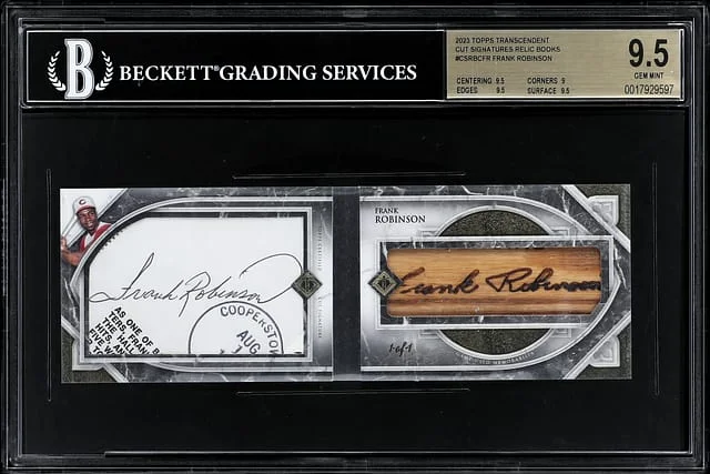 2023 Topps Frank Robinson Transcendent Cut Signature Relic Book #CSRBC-FR card image