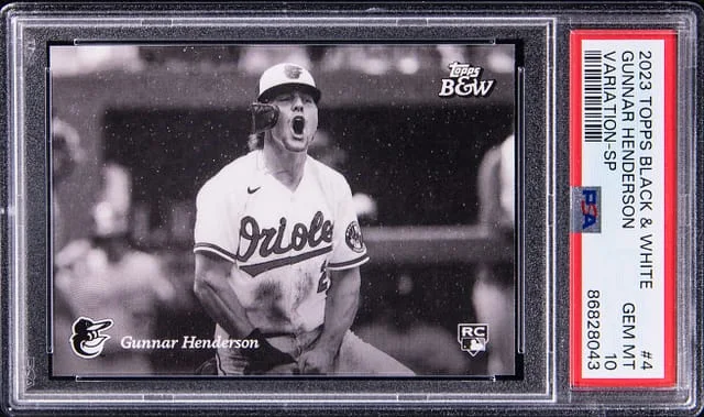 2023 Topps Gunnar Henderson Cosmic Chrome Stella Nova #4 card image