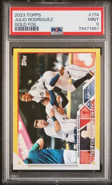 2023 Topps Julio Rodriguez Gold Foil #174 card image