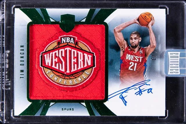 2024-25 Panini Eminence Tim Duncan Special Patch Autographs Emerald #SPA-TIM card image