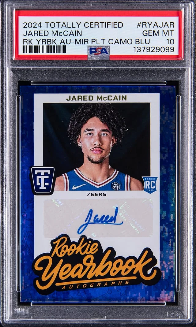 2024-25 Panini Jared McCain Totally Certified Yearbook Autograph Mirror Platinum Camo Boue #RYAJAR card image
