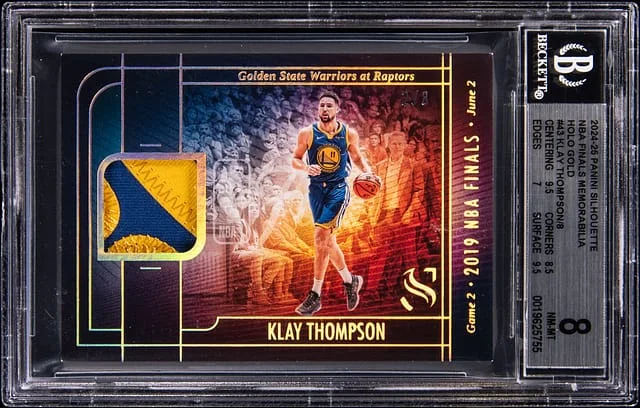 2024-25 Panini Klay Thompson Silhouette NBA Finals Memorabilia Holo Gold #FM-KYT card image