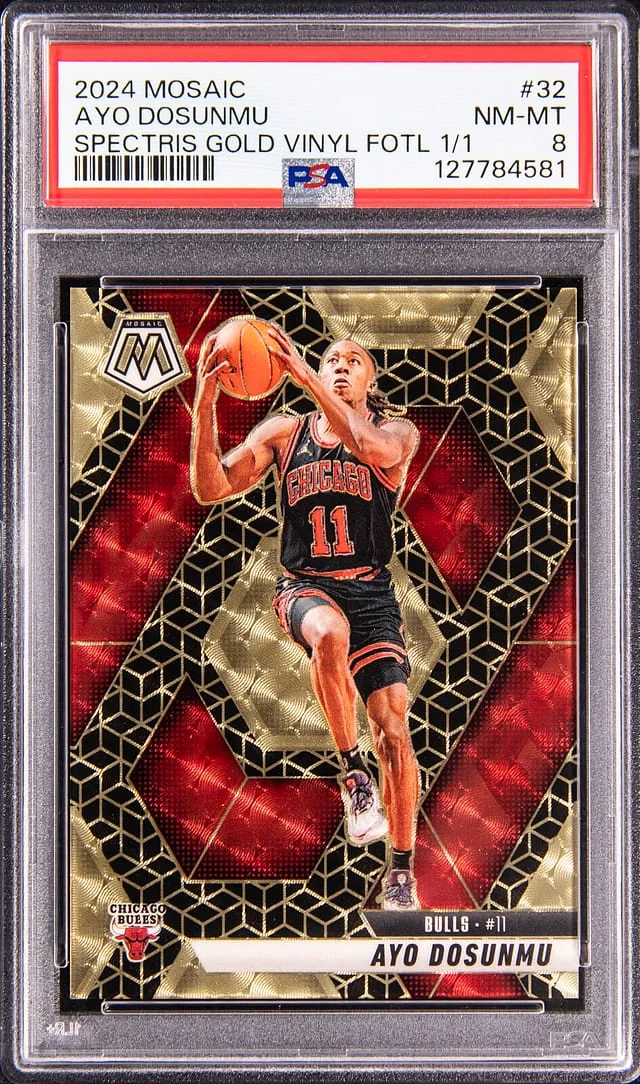 2024-25 Panini Mosaic Ayo Dosunmu Spectris Gold Vinyl FOTL #32 card image