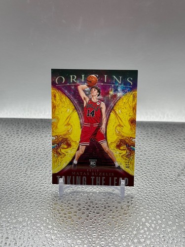 2024-25 Panini Origins Matas Buzelis Taking the Leap #20 card image