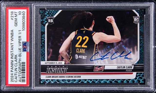2024 Panini Caitlin Clark Instant WNBA Autographs Blue Viper #218 card image