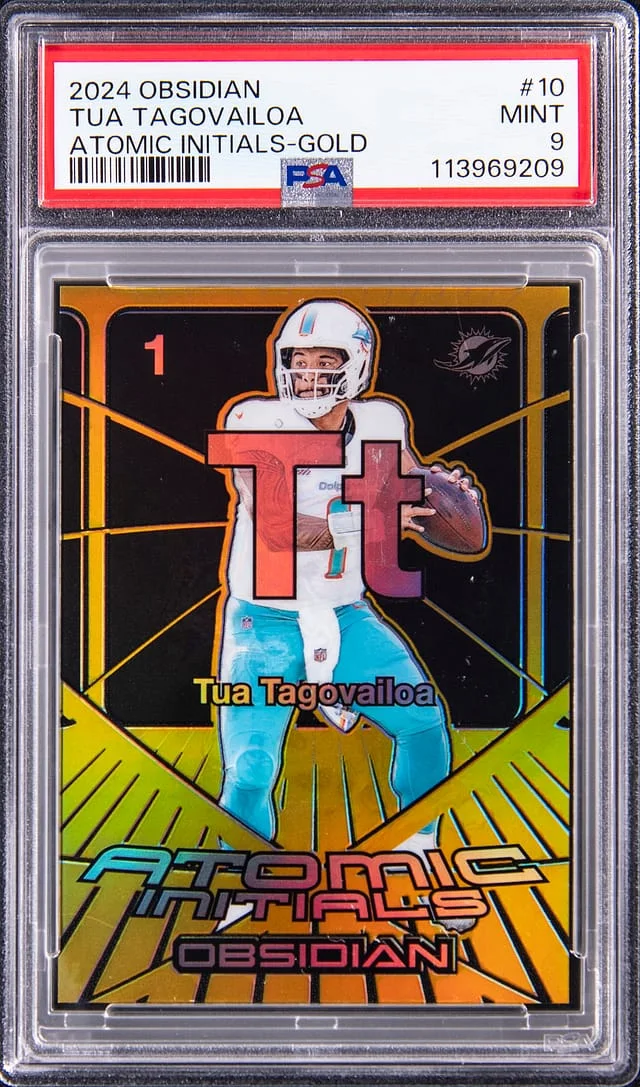 2024 Panini Obsidian Tua Tagovailoa Atomic Initials Gold #10 card image