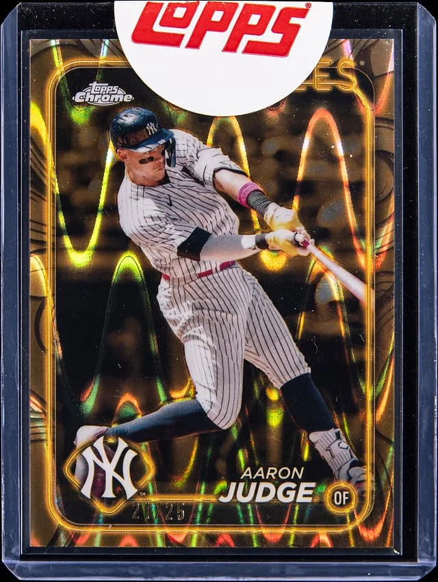 2024 Topps Aaron Judge - Topps Sealed Gilded Collection Gold RayWave Refractor #99 card image
