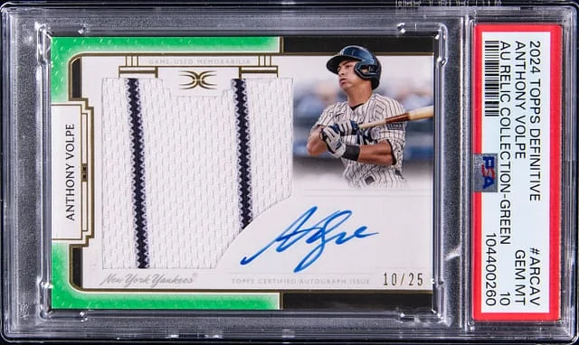 2024 Topps Anthony Volpe Definitive Collection Autograph Relic Green #ARC-AV card image