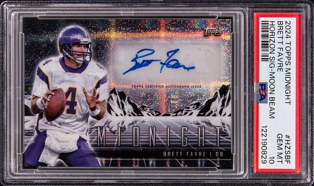 2024 Topps Brett Favre Midnight Horizon Signatures Moon Beam #HZS-BF card image
