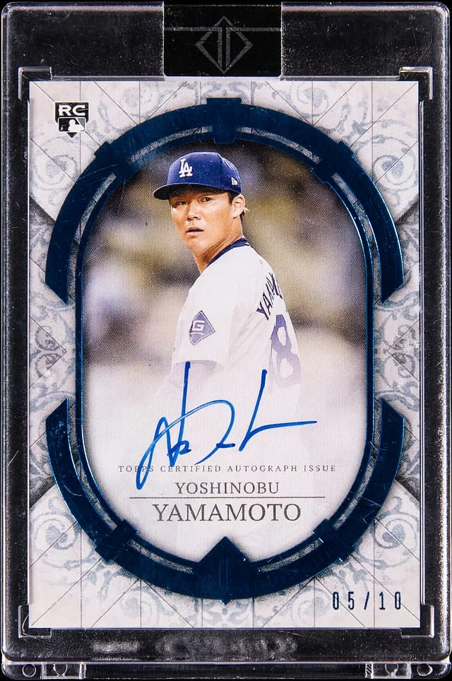2024 Topps Yoshinobu Yamamoto Transcendent Autographs #TCA-YYA card image