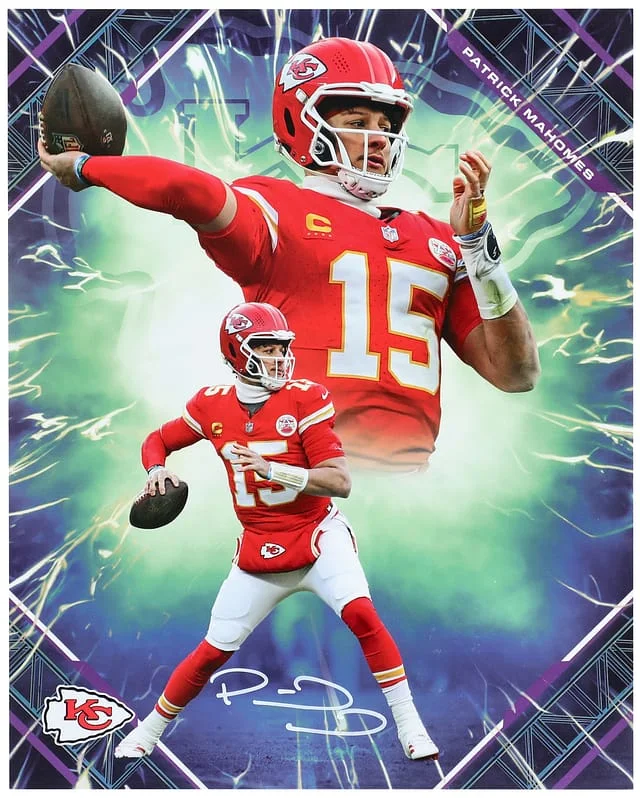 2025 Fanatics Under Wraps Emanate Patrick Mahomes II Signed Card - 8 x Fanatics #10 card image