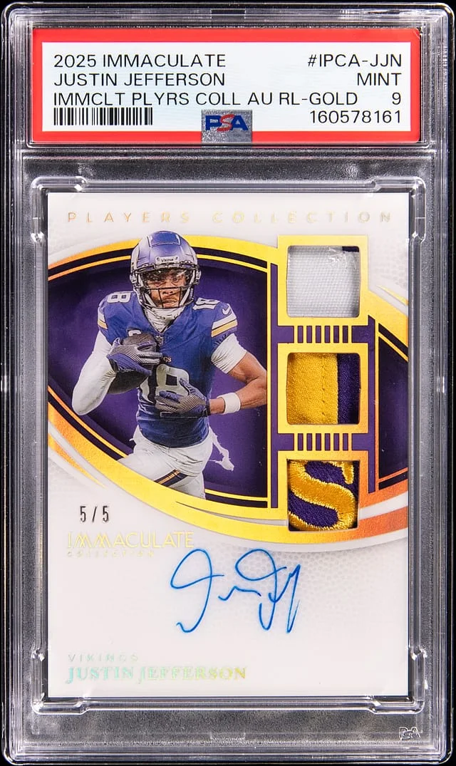 2025 Panini Immaculate Justin Jefferson Immaculate Players Collection Autograph Relic Gold #IPCA-JJN card image
