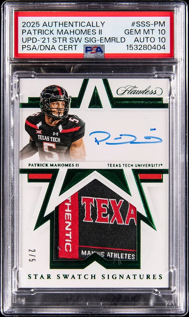 2025 Panini Patrick Mahomes II Authentically Mahomes Update '21 Flawless Collegiate Star Swatch Signatures Emerald #SSS-PM card image