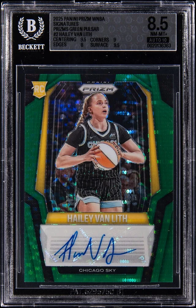 2025 Panini Prizm Hailey Van Lith WNBA Signatures Prizms Green Pulsar #SG-HVL card image