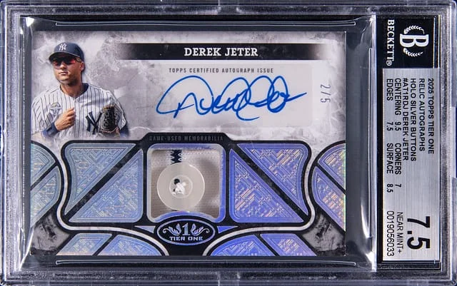 2025 Topps Derek Jeter Tier One Relic Autographs Holo Silver Buttons #AT1R-DJ card image