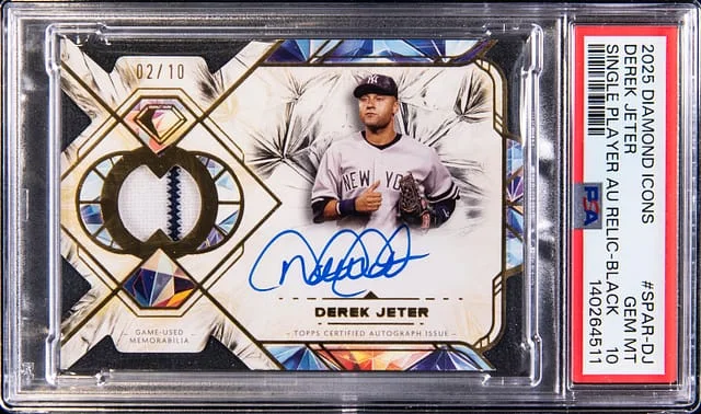 2025 Topps Derek Jeter Diamond Icons Single Player Autograph Relics Black #SPAR-DJ card image