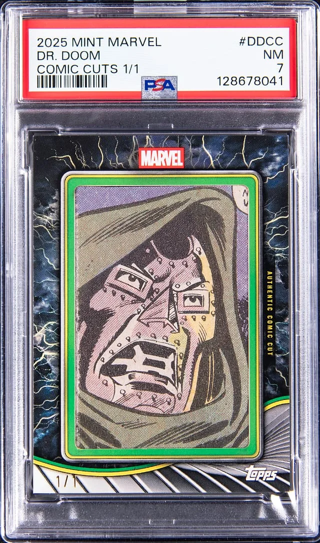 2025 Topps Doctor Doom Comic Cut Mint Marvel Comic Cuts #DD-CC card image