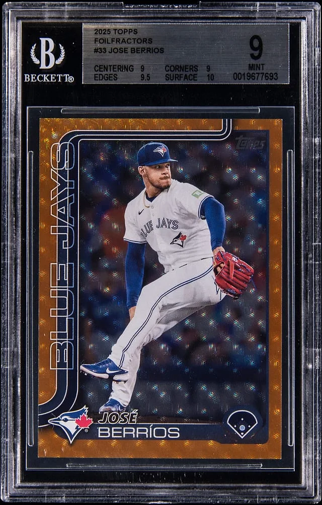 2025 Topps Jose Berrios FoilFractor #33 card image