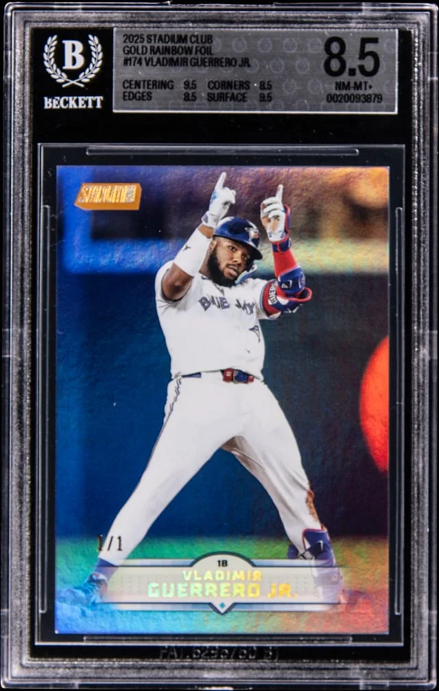 2025 Topps Stadium Club Vladimir Guerrero Jr. Gold Rainbow Foil #174 card image